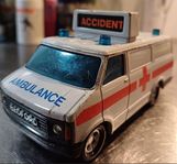 Matchbox Bedford Van Ambulans K143