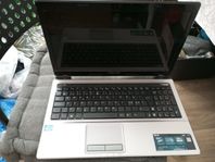 ASUS X53E 15,6   I5 CPU 4 GB minne samt SSD med allt annat