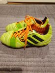 Adidas Nitrocharge 2.0 fotbollsskor stl 34