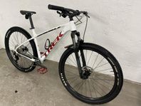 Trek Xcaliber  2023 (L)