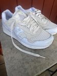 Sneakers: Saucony shadow 5000 