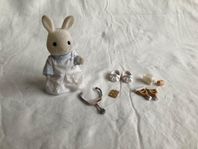 Nurse + Accessories - Sylvanian Families