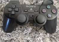 Playstation 2 kontroll eftertraktad