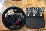 Logitech G29 (ratt med pedaler)