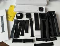 Apple Watch Series 7 45mm GPS + Cellular & 13st armband mm