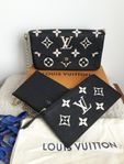 ÄKTA LOUIS VUITTON FELICIE POCHETTE VÄSKA