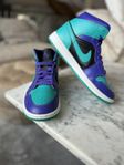 Nike Air 1 Mid (Black Grape)