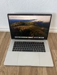 Macbook Pro 15” 2018 Touchbar (i7, 16GB RAM, 512GB SSD)