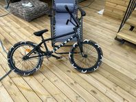 CULT Gateway 20" Freestyle BMX Cykel