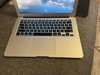 MacBook Air 13 (2017)