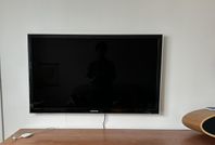 Samsung TV 46 Full HD 1080p + Väggfäste