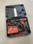 Milwaukee M12 skruvdragare