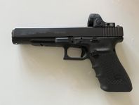 Glock 40 MOS med Trijicon SRO