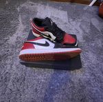 Jordan 1 low bred toe