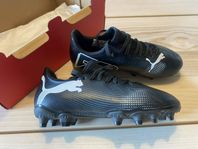 Fotbollsskor Puma stlk 30