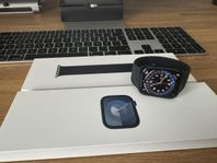 Apple Watch 9, 45mm midnight aluminium GPS