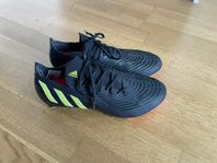 Fotbollsskor Adidas predator edge 