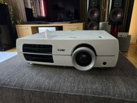 Projektor Epson EH-TW3200 med tillbehör