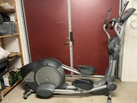 Crosstrainer kommersiell modell Nautilus E 916