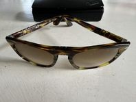 Persol 3018s