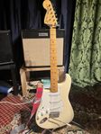 Jimi Hendrix  Stratocaster Artist Signature Series 97/98 usa