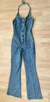 Jeans Jumpsuit stretchig , stl 40 ... Modell är unik 