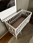 sidosäng / Bedside crib Fillikid