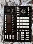 Native instruments maschine studio kontroller