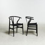 Sänkt pris: HANS J WEGNER. "CH24"."Y-stolen" två stycken