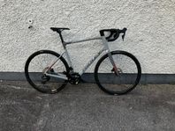 Landsväg/Grus Racer: Ridley GRIFN Kolfiber Shimano 105