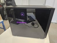 Påkostad gaming pc - sparsamt använd