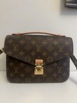 Louis Vuitton - Pochette Métis