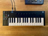 Native Instruments Komplete Kontrol M32