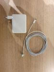 Begagnade Apple 140W och Apple Usb-c till MagSafe 3-kabel