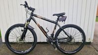 Crescent carbon Mtb 26  