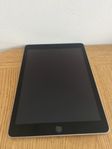 iPad 32 GB 6th generation (Space Gray) 