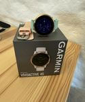 Garmin Vívoactive 4S GPS Smartwatch - Roséguld