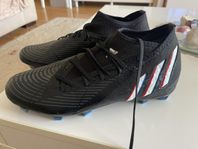 Footbolsskor Adidas Predator 3 herr 45,5