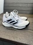 Inomhusskor Adidas Crazyflight stl 40 2/3 