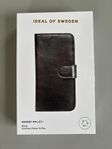 iDeal of Sweden iPhone 15 Plus Magnet Wallet +, Svart