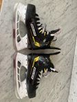 Bauer Supreme hockey skridskor stl 3