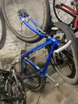 Retro MTB Crescent Freke reparationsobjekt