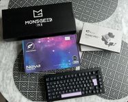 Monsgeek m1 DIY barebone - komplett med brytare/keycaps