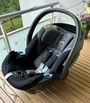 Cybex Aton 5, babyskydd med tillhörande ISOFIX bas