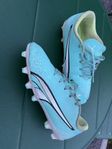 Puma Ultra fotbolls skor strl 37