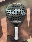 Varlion Bourne Summun Carbon Black padel rack