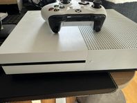 Xbox One S med 14 spel , 1 handkontroll 