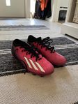 Adidas fotbollsskor 