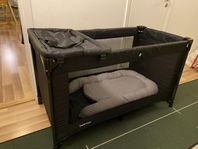 Beemoo resesäng inklusive skötbädd och stort babynest 