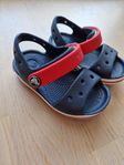 Säljer baby crocs sandaler